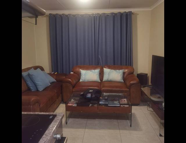 2 BEDROOM PROPERTY TO RENT IN LUFHERENG